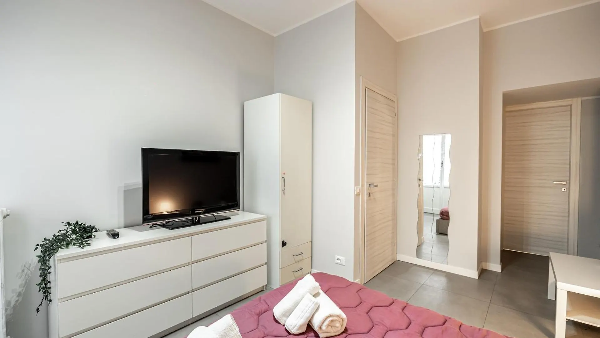Magichouse 2 Camere 2 Bagni -15 Min Colosseo Rome
