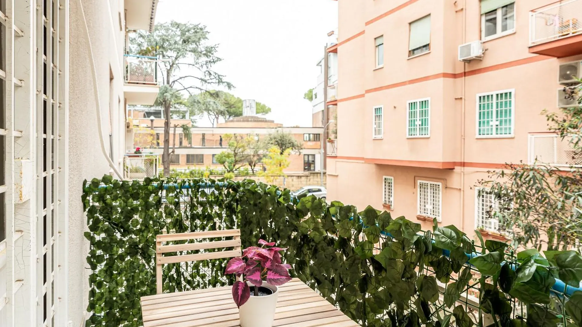 Appartement Magichouse 2 Camere 2 Bagni -15 Min Colosseo Rome Italië